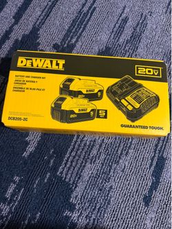 Dewalt charger and 2 5AH batteries