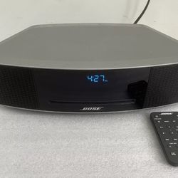 Bose Wave Music System IV CD Player/AM/FM Radio + Perfect Condition + NEW Remote (MSRP $1,(contact info removed)88-WMS)