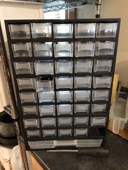 Multi-drawer plastic storage bins (40 mini)