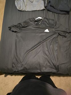 Black Adidad Athlet Tee