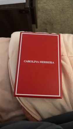 Carolina Herrera perfume