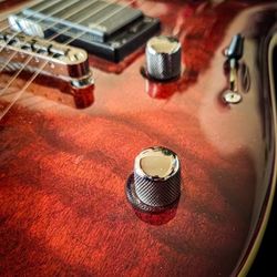 ESP LTD Mh 350 NT Neck Through With EMG Pick Ups And Hard Shell Case