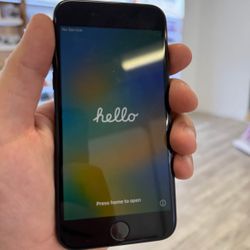 Apple iphone SE 64 Gb Unlocked 