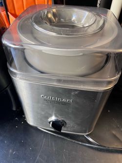 Cuisinart 2 Quart Frozen Yogurt, Sorbet & Ice Cream Maker.