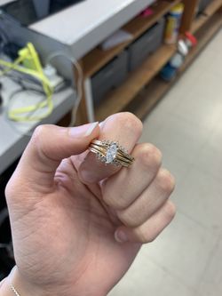 10k yellow gold ladies ring