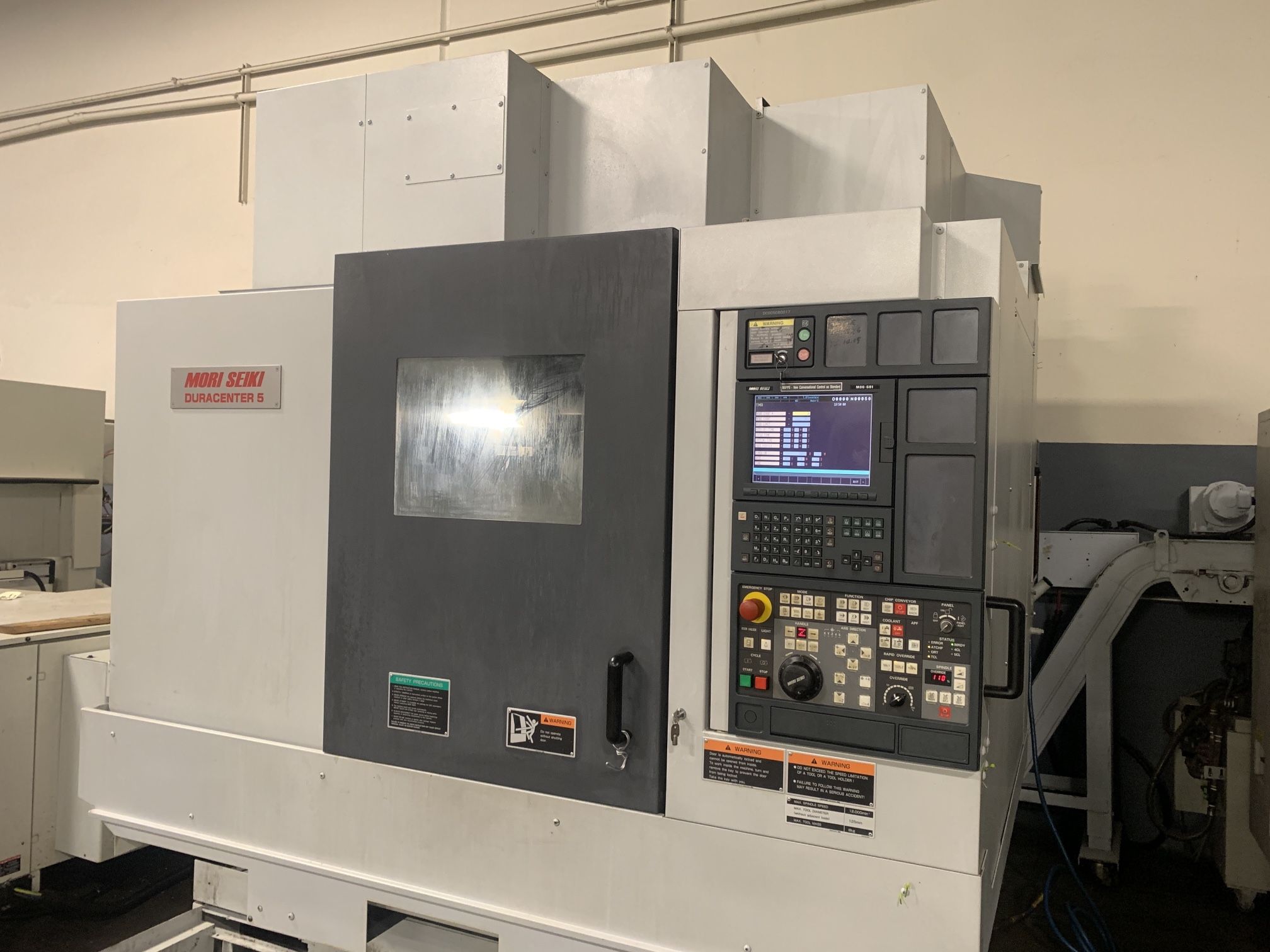 2004 MORI SEIKI DURACENTER 5 Vertical Machining Center