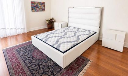 Queen Bedroom Set for Sale