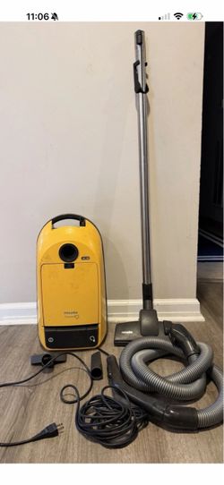 Miele S246i Naturell Canister Vacuum Cleaner W/ Hose Attachments WORKS *READ