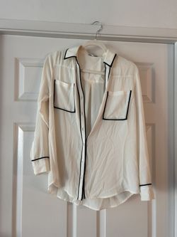 Women’s Express Top- Size Large