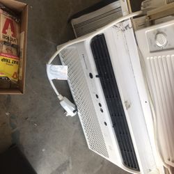 Window AC Unit