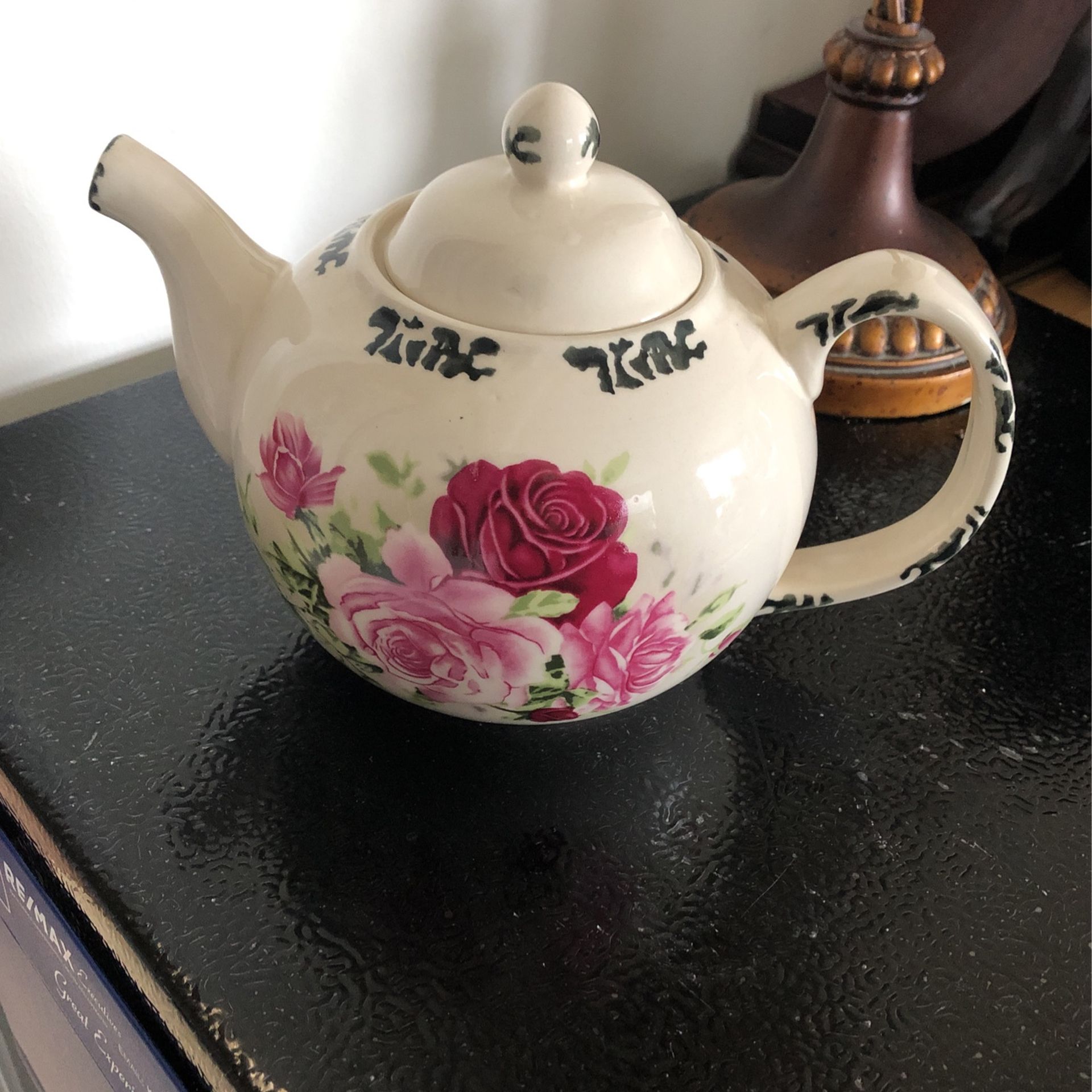 Porcelain Floral Teapot 