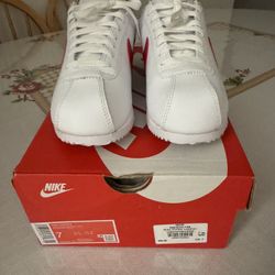Nike Cortez Sz 7 Womens 