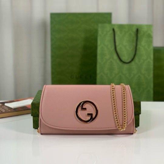 Gucci Pink Leather Wallet