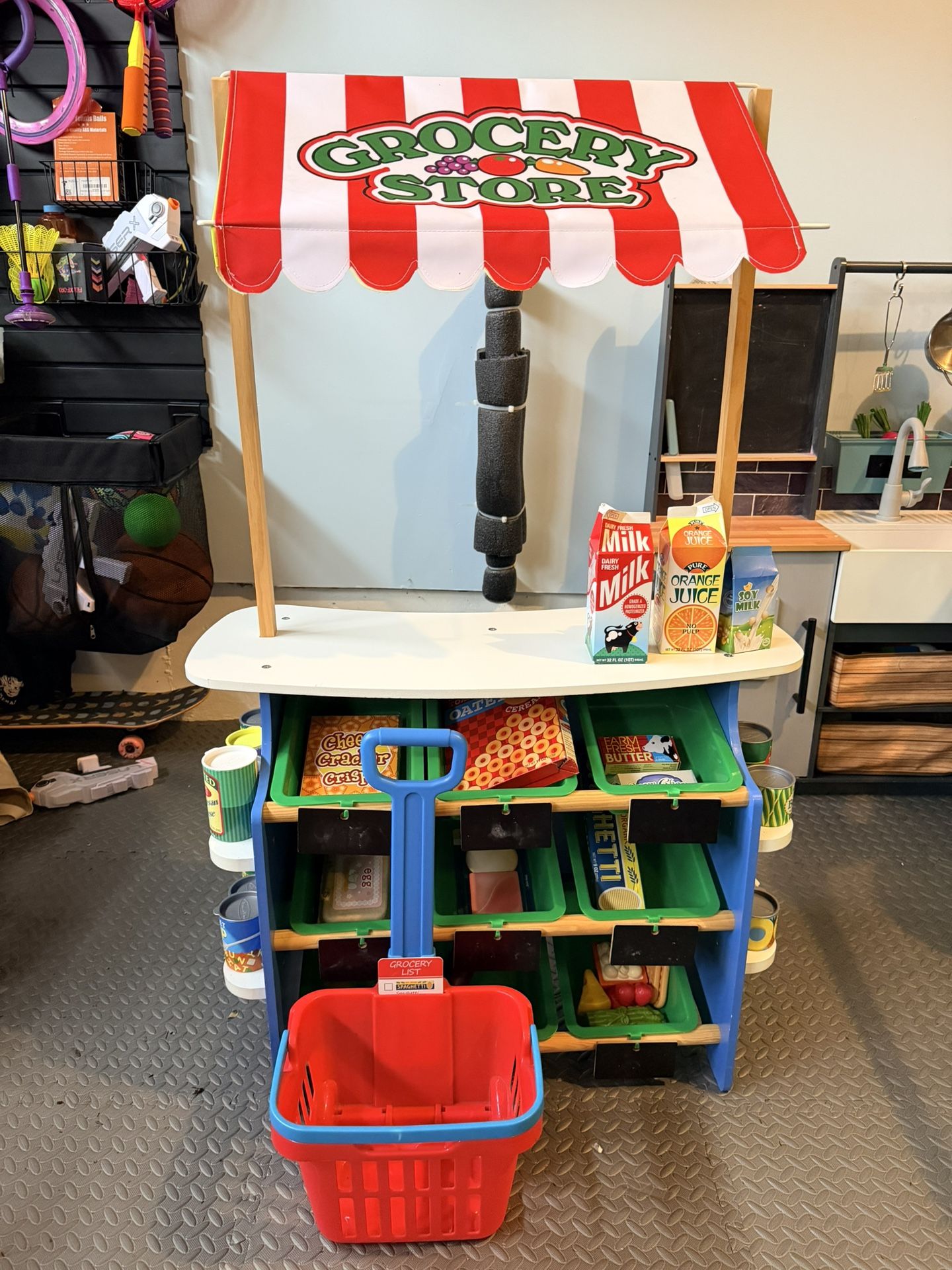 Grocery/Lemonade Stand -Fully Loaded