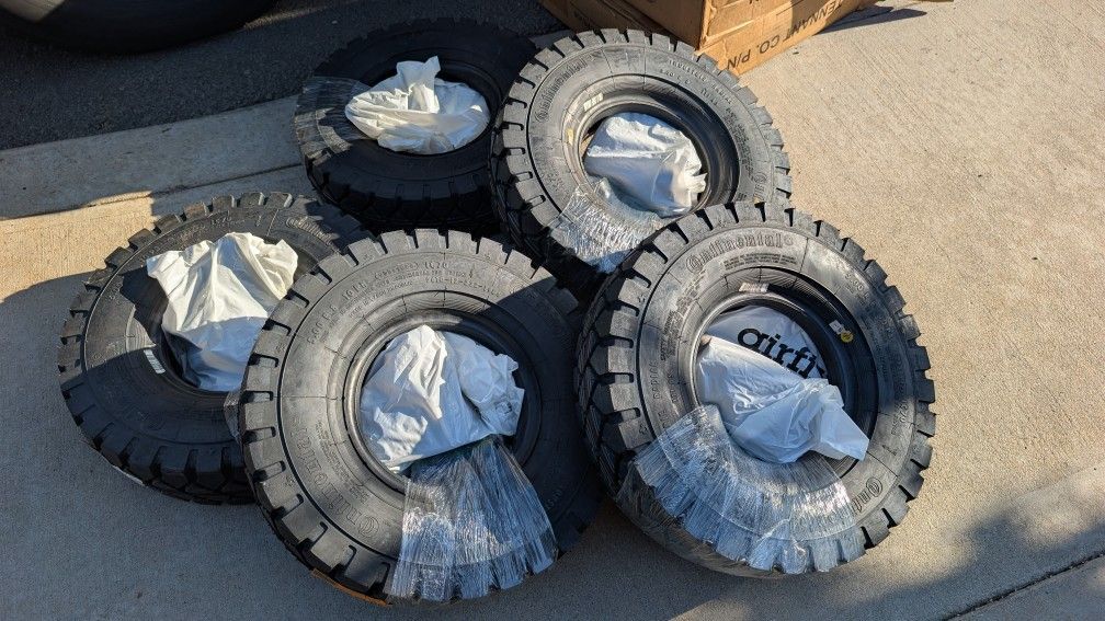 5) New Continental IC70 Tires 5.00 R8 Industrial 0745070 W Tubes & Flaps Forklift Tire Set Excellent Shape $100 each, firm