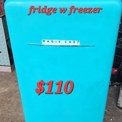 Mini Fridge W Freezer
