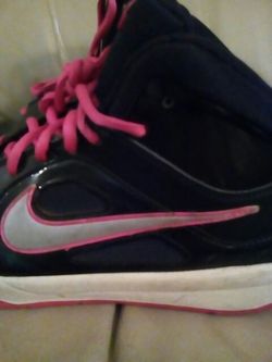 NIKE shoe