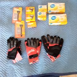 BOOM! Razors Soap And Gloves 