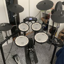 Roland TD-4 Electronic Drum set