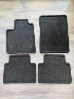 OEM Chevy Colorado Floor Mats – Full Set (4 Pieces) | Dark Charcoal Carpet
