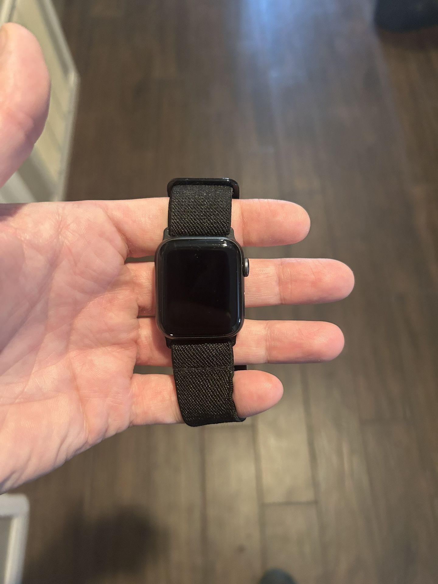 Apple Watch SE 40mm