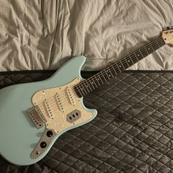 Squier Paranormal Cyclone