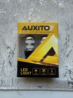 Brand new Auxito rear brake/turning signal LED bulb color red