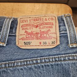 505 Levi's 38-30