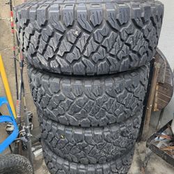 Chevy Truck / Ford F150