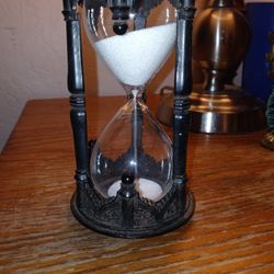 Hour Glass Piece