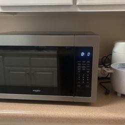 Whirlpool Microwave 1200W