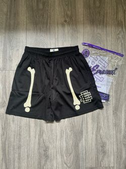 Size Medium | Eric Emanuel black bone shorts