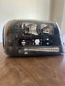 Trail blazer ss head lights
