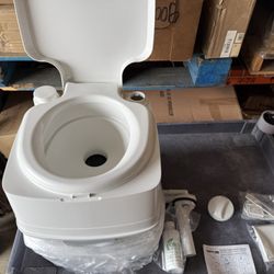 Thetford 92856 Porta Potti 550P MSD 5.5 Gallon