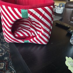 Small Pet Bed 