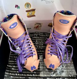 NEW Moxi Roller Skates