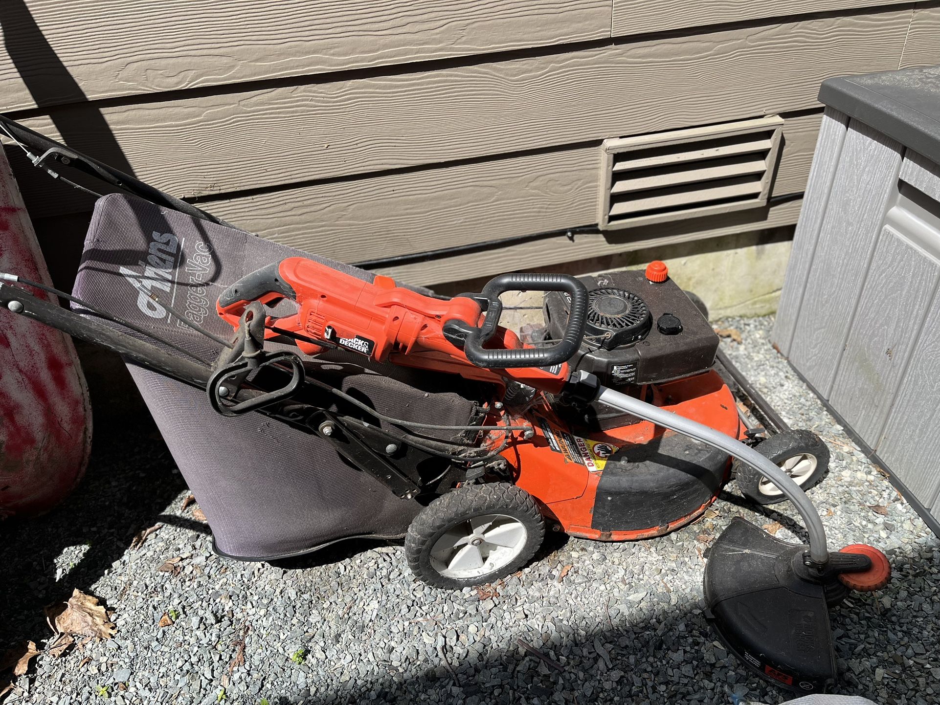 Lawn Mower & Edger For Sale for Sale in Lake Stevens, WA OfferUp