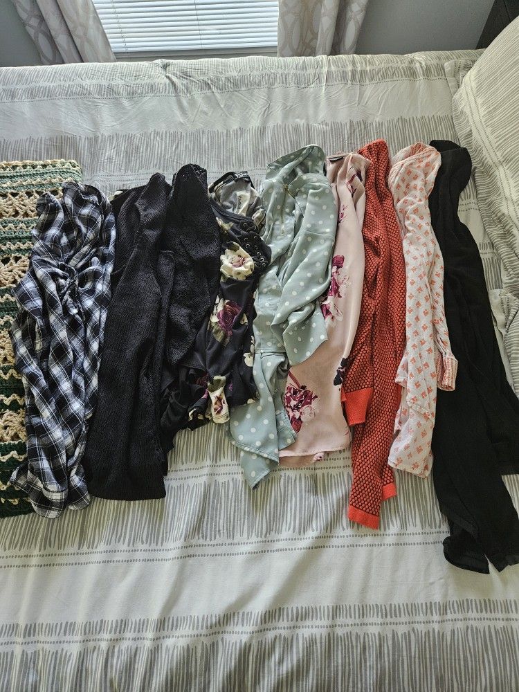 Women's Long Sleeve Women's (Large)