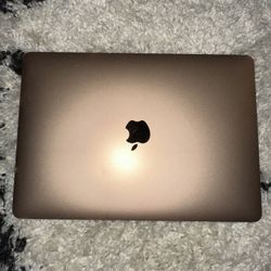 MacBook Air 13.3” Laptop Gold 8GB Memory 256gb SSD