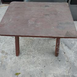 Antique Sawbuck Table 