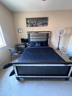 Bedroom Set for Sale – 3 Pieces