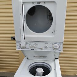 Whirlpool Washer And Gas Dryer 110v Only No Gas Or 220v In Excellent Working Condition, Apartment Size 24"W 72" H