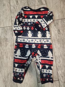 Christmas Jumpsuit, Size 12/18M. Pick Up Palmdale Ca
