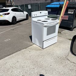 Free electric oven works perfect