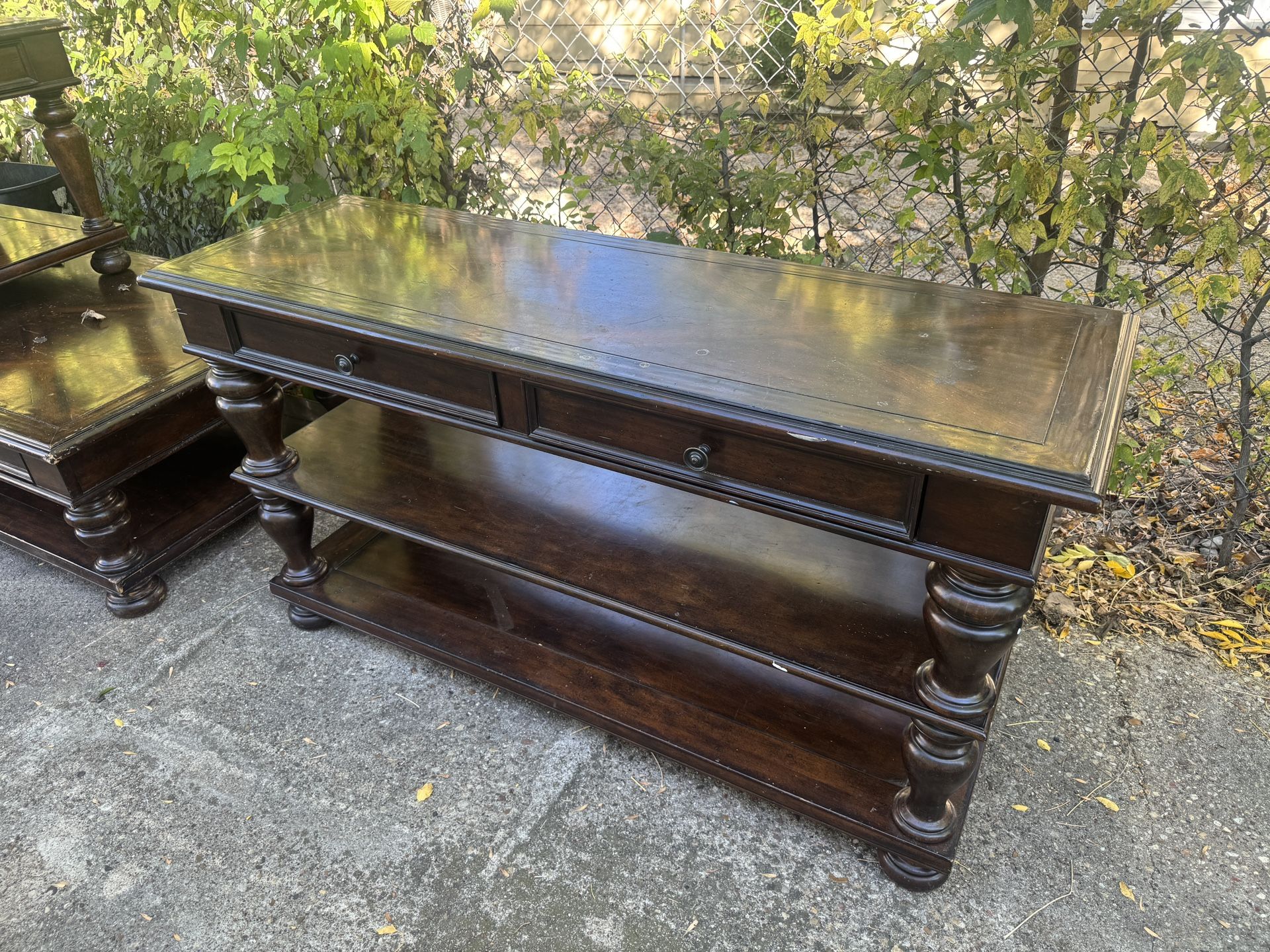 Havertys Entrance Table , Coffee Table and End Table 