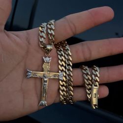 Gold Cuban Chain