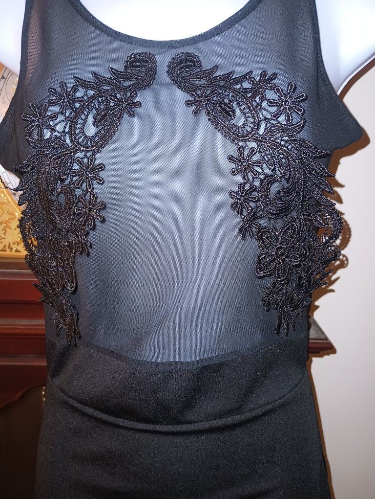 Junior Dress Black
