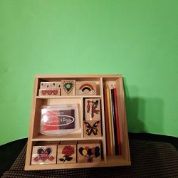 Melissa and Doug Friendship  Stamp Set 9 Wooden Stamps 2 Pads 5 Colored Pencils-$15.00