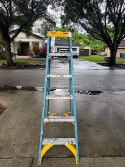 Werner 6ft Fiberglass Step Ladder
