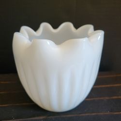 Vintage Milk Glass Opaque White Ribbed Fluted Crimped Rose Bowl Vase 4.5" Tall 